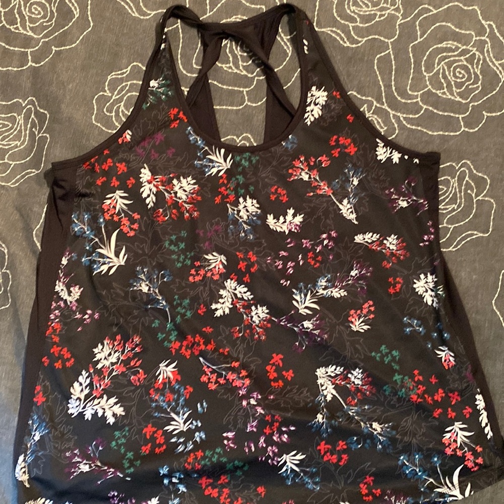 Multi colour tank